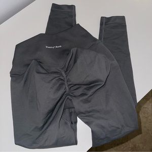 Grey Scrunch Leggings